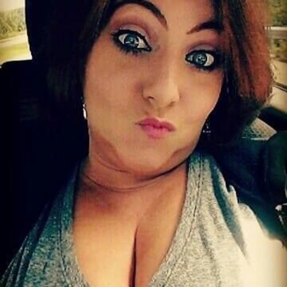 Meet your Posher, Stacy sue